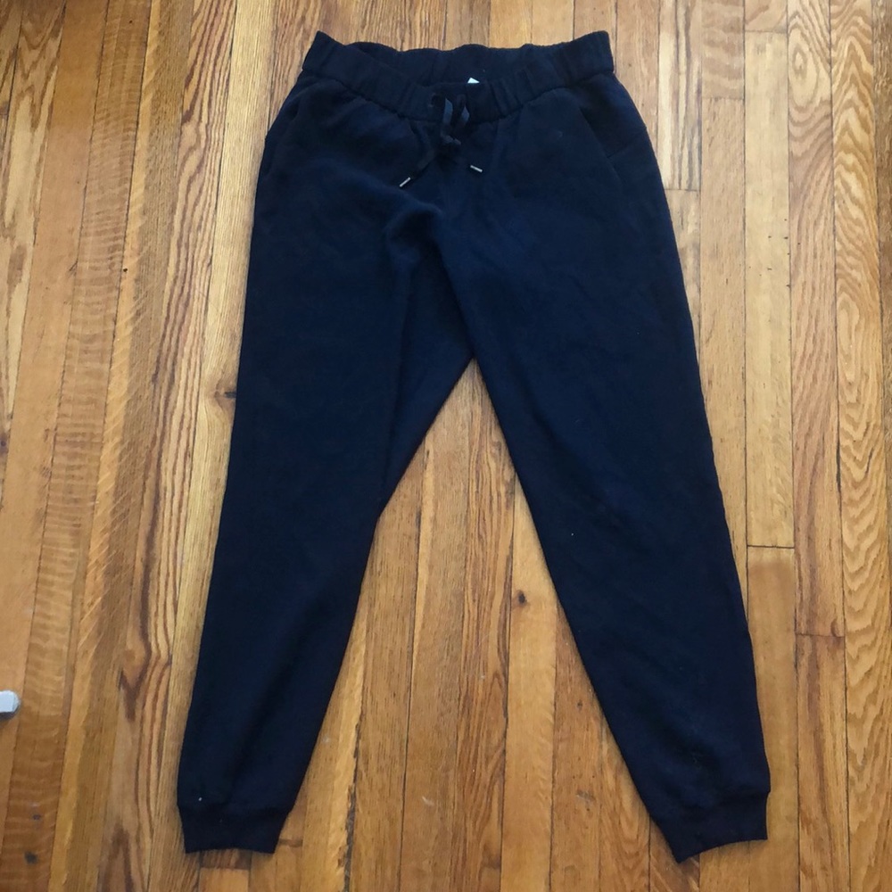 Lululemon navy joggers